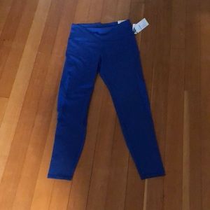 High-Waisted PowerPress (elevate) Leggings For Women. Size Large